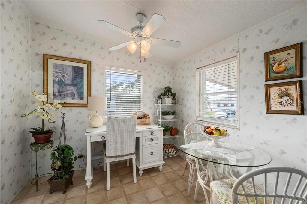 For Sale: $180,000 (3 beds, 2 baths, 1296 Square Feet)