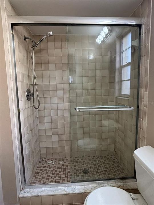 En Venta: $419,000 (3 camas, 2 baños, 1383 Pies cuadrados)