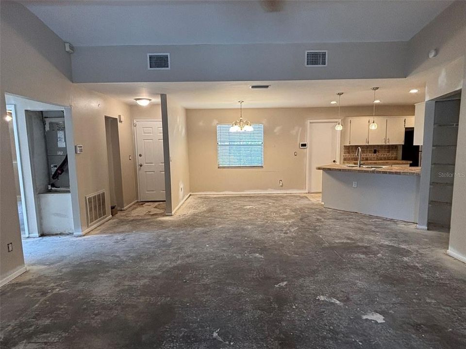 En Venta: $419,000 (3 camas, 2 baños, 1383 Pies cuadrados)