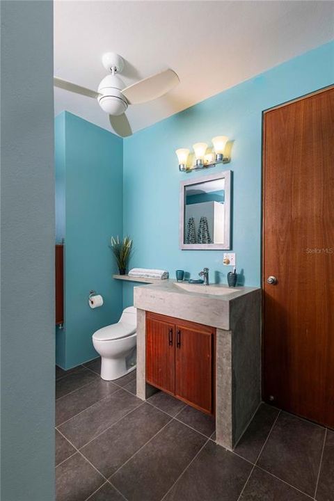 For Sale: $724,000 (2 beds, 2 baths, 1834 Square Feet)