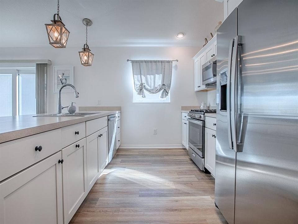 На продажу: $438,900 (3 спален, 2 ванн, 1497 Квадратных фут)