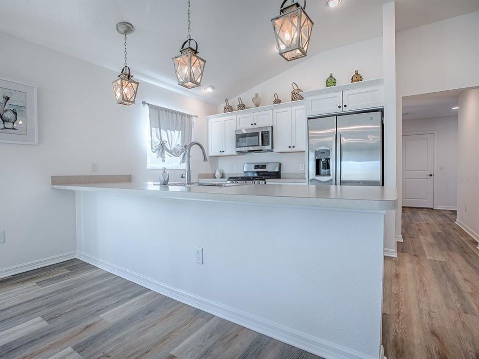 На продажу: $438,900 (3 спален, 2 ванн, 1497 Квадратных фут)