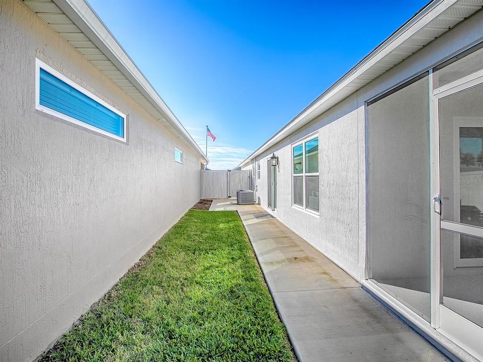 На продажу: $438,900 (3 спален, 2 ванн, 1497 Квадратных фут)