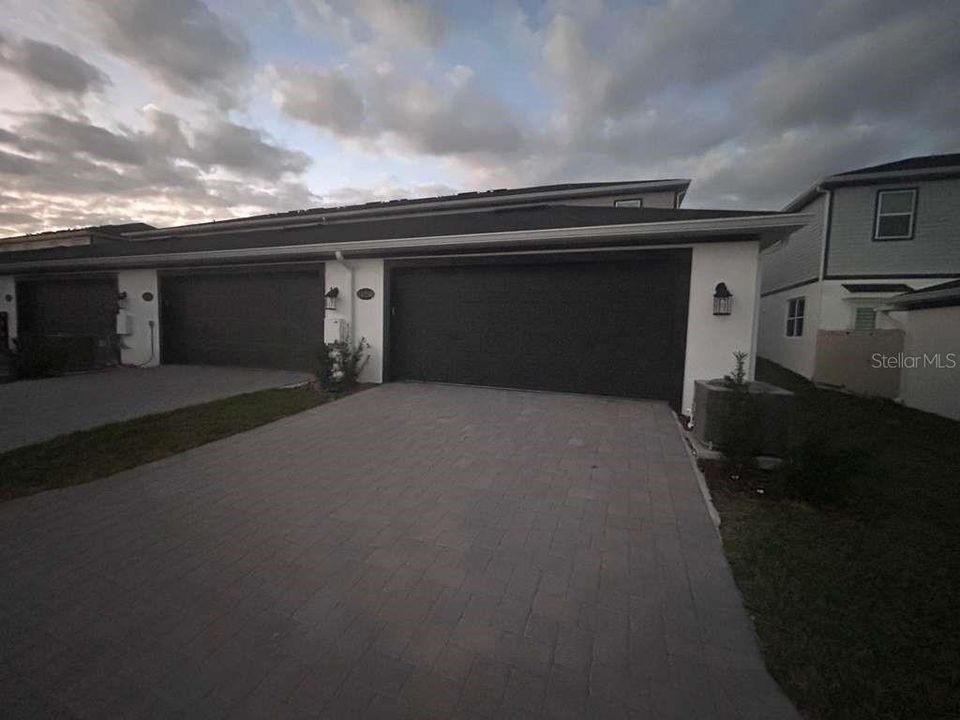 For Rent: $3,250 (3 beds, 2 baths, 1850 Square Feet)