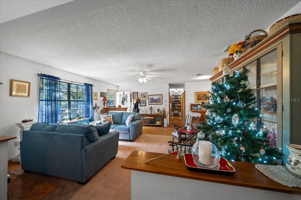 For Sale: $649,900 (3 beds, 2 baths, 1430 Square Feet)