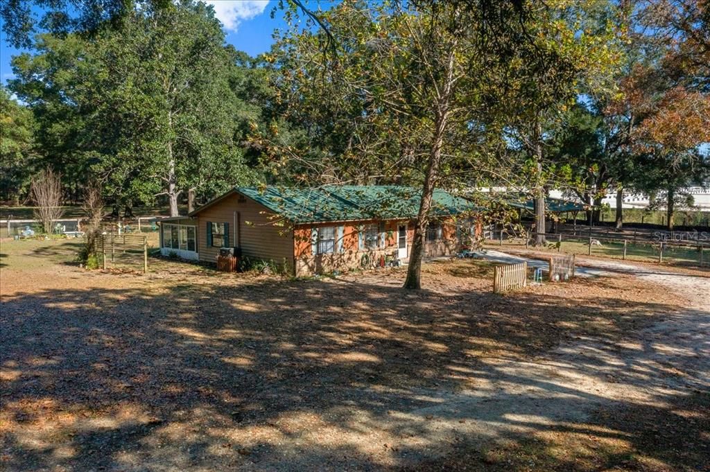 For Sale: $649,900 (3 beds, 2 baths, 1430 Square Feet)