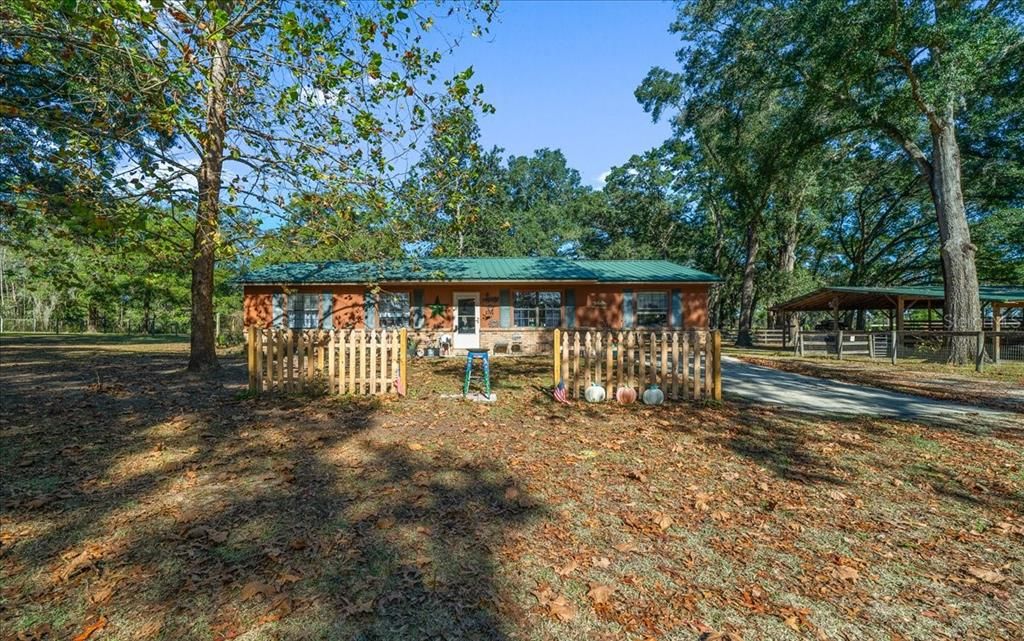 For Sale: $649,900 (3 beds, 2 baths, 1430 Square Feet)