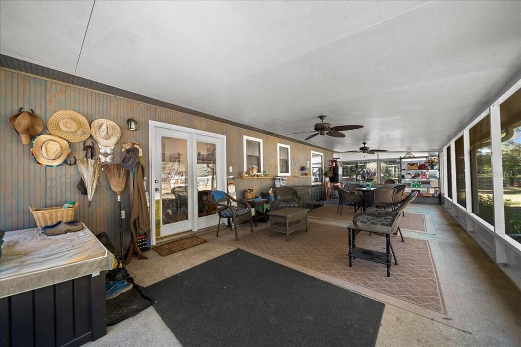 For Sale: $649,900 (3 beds, 2 baths, 1430 Square Feet)