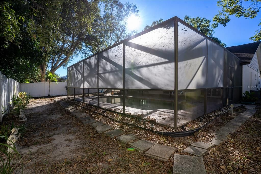 For Sale: $379,000 (3 beds, 2 baths, 1624 Square Feet)