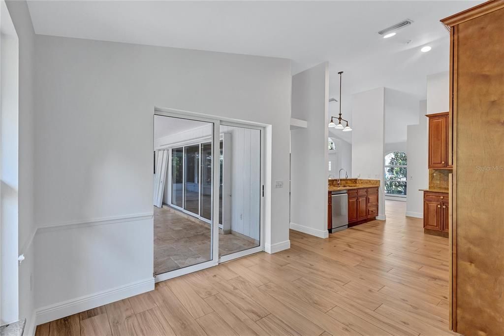 En Venta: $575,000 (3 camas, 2 baños, 1842 Pies cuadrados)