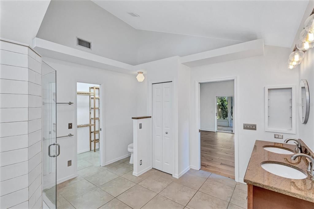 En Venta: $575,000 (3 camas, 2 baños, 1842 Pies cuadrados)