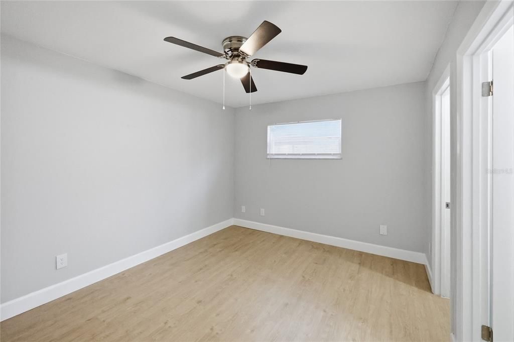 For Sale: $430,000 (3 beds, 2 baths, 1686 Square Feet)