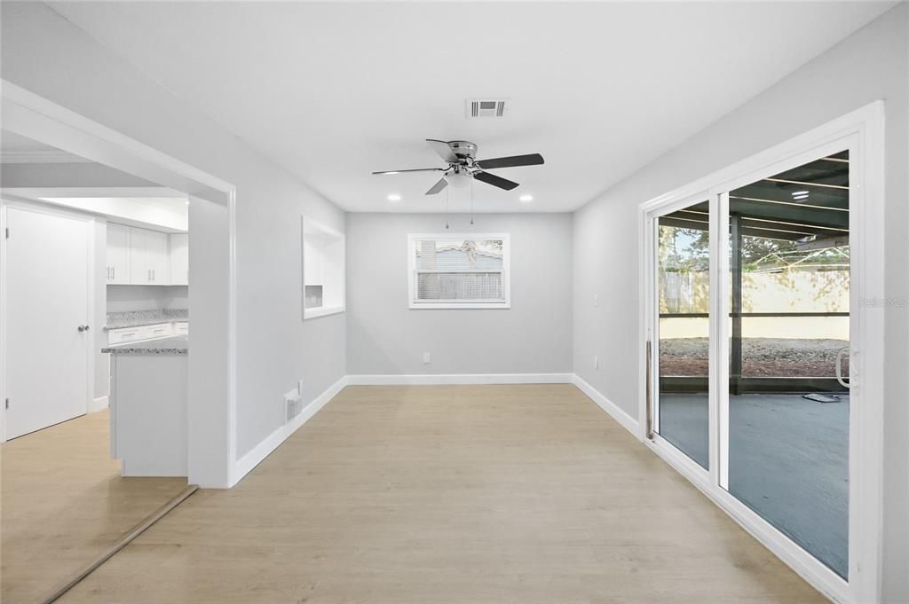 For Sale: $430,000 (3 beds, 2 baths, 1686 Square Feet)