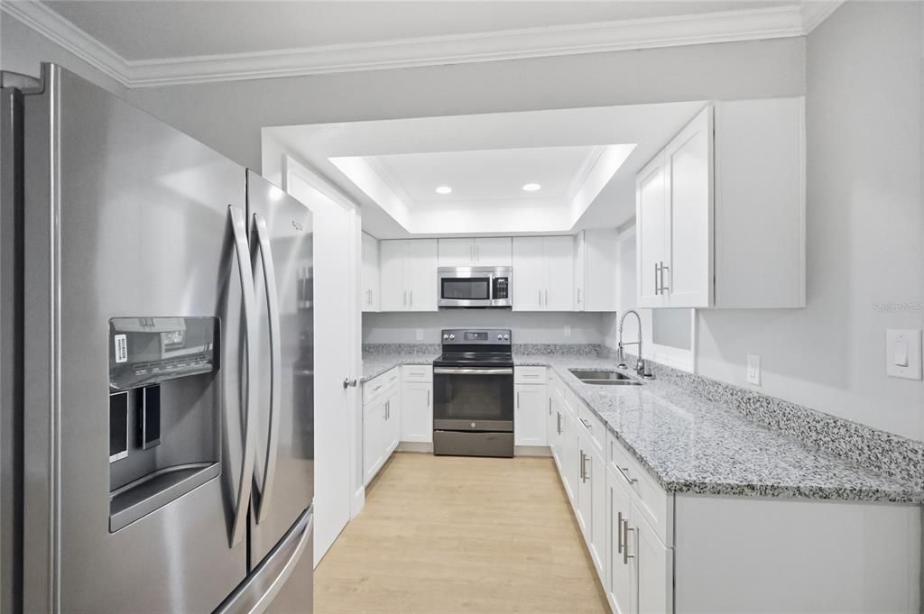 For Sale: $430,000 (3 beds, 2 baths, 1686 Square Feet)