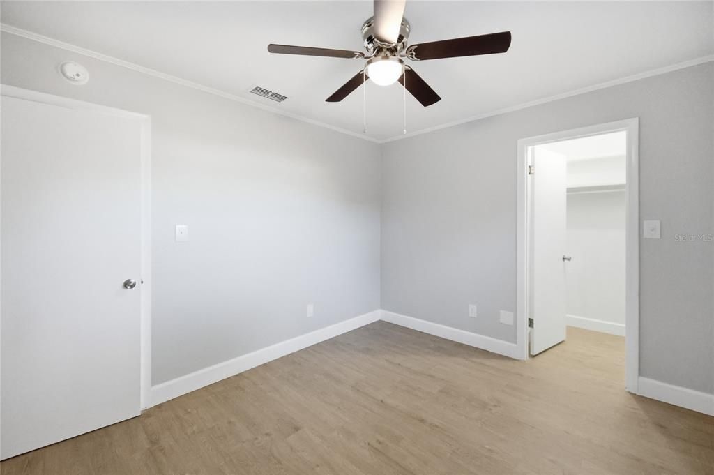 For Sale: $430,000 (3 beds, 2 baths, 1686 Square Feet)