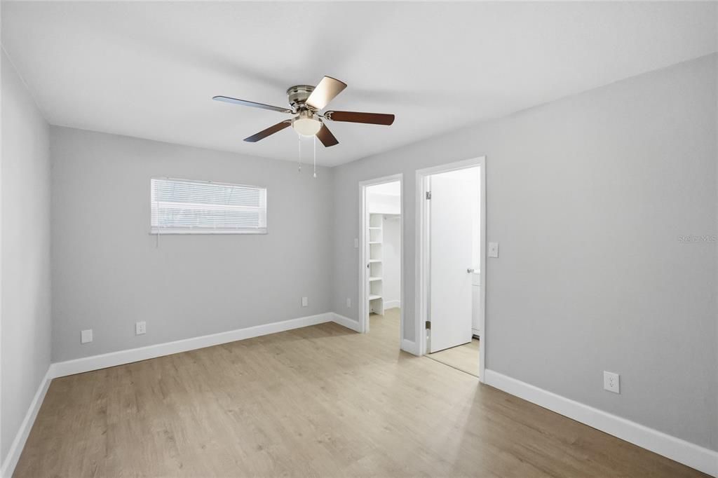 For Sale: $430,000 (3 beds, 2 baths, 1686 Square Feet)