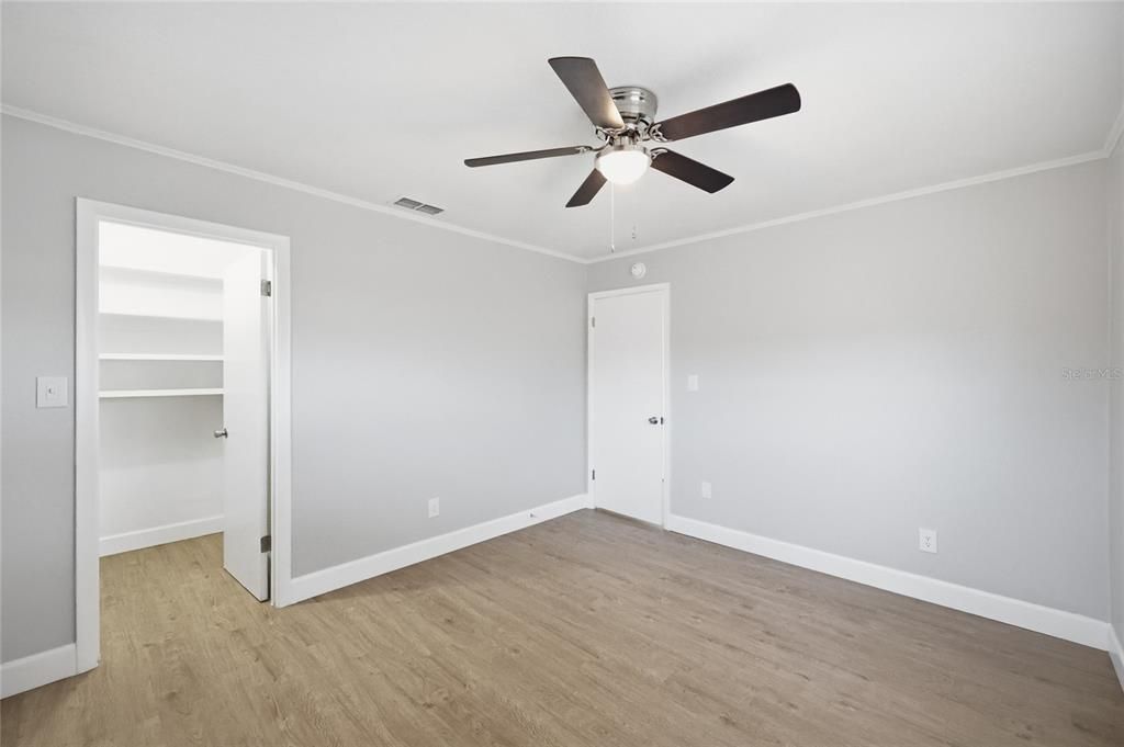 For Sale: $430,000 (3 beds, 2 baths, 1686 Square Feet)