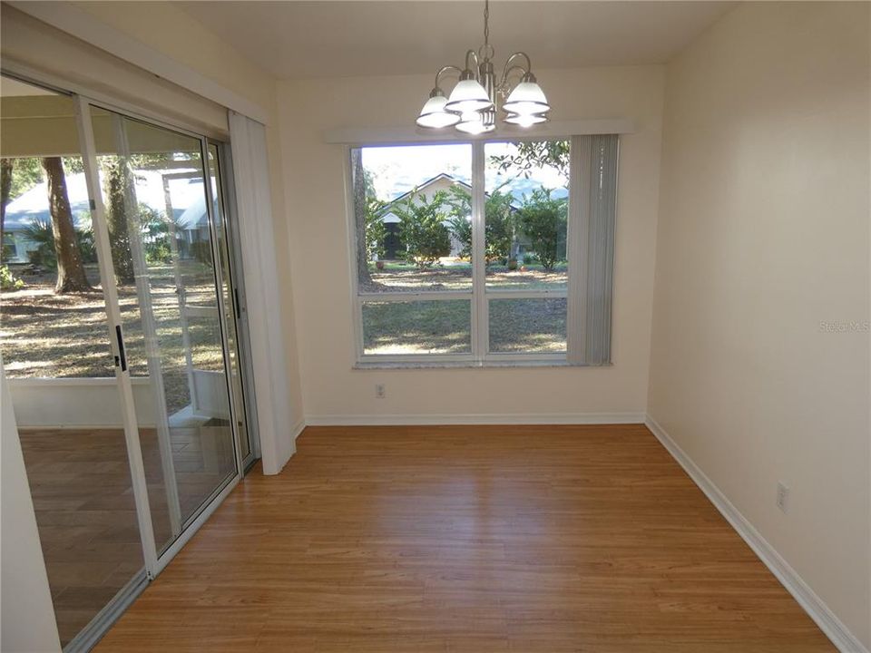 For Sale: $270,000 (3 beds, 2 baths, 1588 Square Feet)