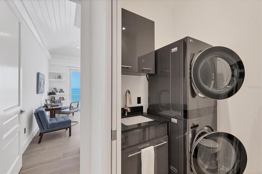 На продажу: $4,200,000 (4 спален, 4 ванн, 2844 Квадратных фут)