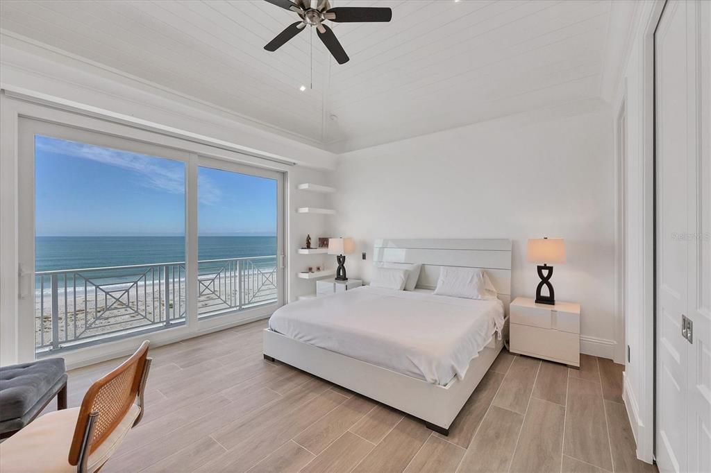 На продажу: $4,200,000 (4 спален, 4 ванн, 2844 Квадратных фут)