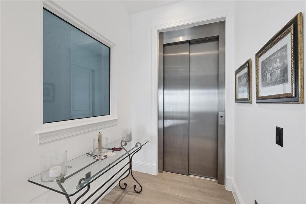 На продажу: $4,200,000 (4 спален, 4 ванн, 2844 Квадратных фут)