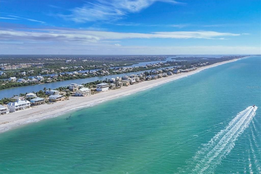 На продажу: $4,200,000 (4 спален, 4 ванн, 2844 Квадратных фут)