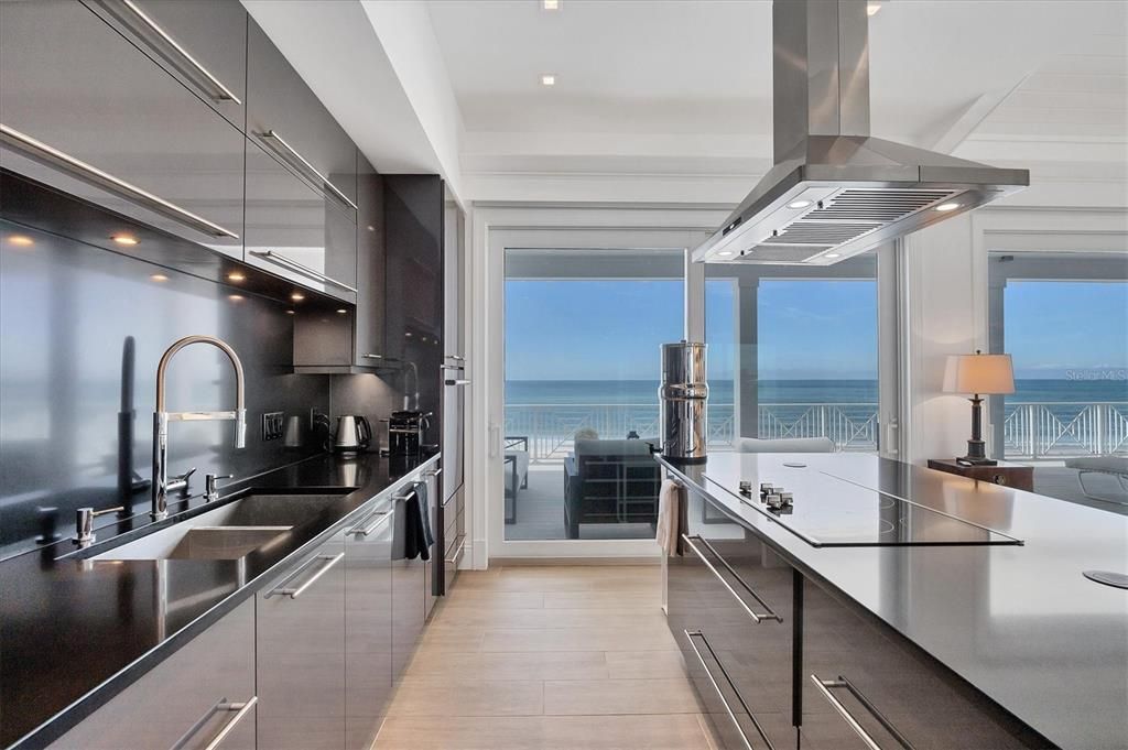 На продажу: $4,200,000 (4 спален, 4 ванн, 2844 Квадратных фут)