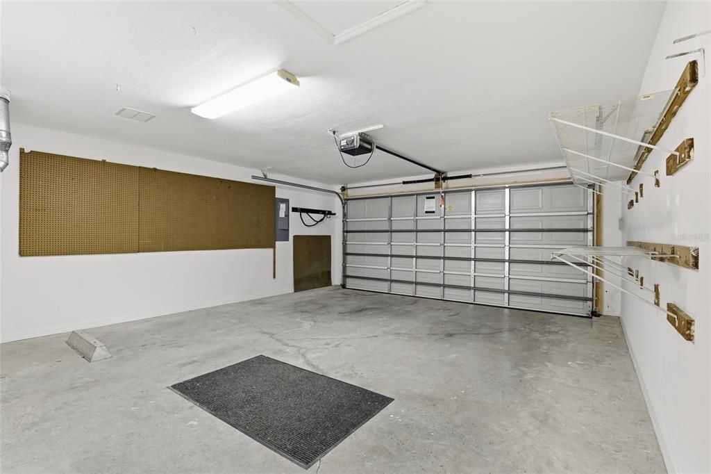 待售: $305,000 (3 贝兹, 2 浴室, 1458 平方英尺)