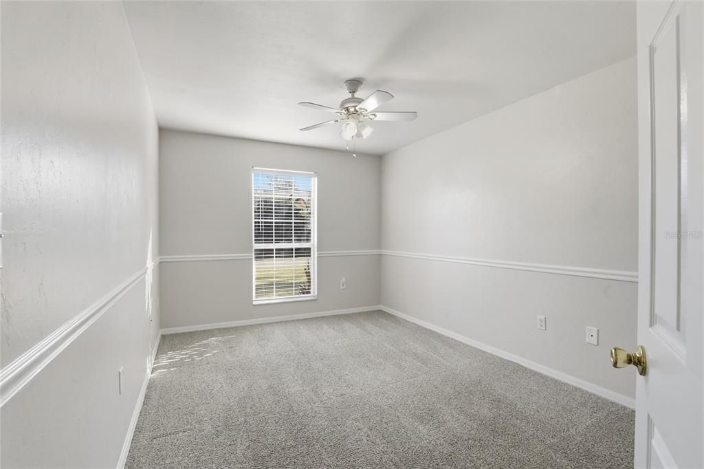 待售: $305,000 (3 贝兹, 2 浴室, 1458 平方英尺)