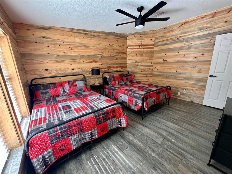 For Sale: $574,900 (4 beds, 3 baths, 2432 Square Feet)