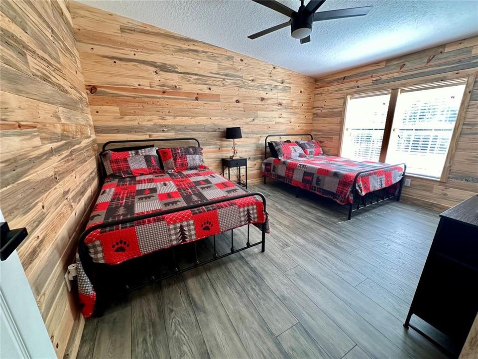 For Sale: $574,900 (4 beds, 3 baths, 2432 Square Feet)