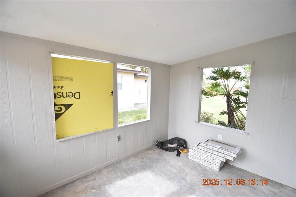 出租: $1,495 (1 贝兹, 1 浴室, 836 平方英尺)