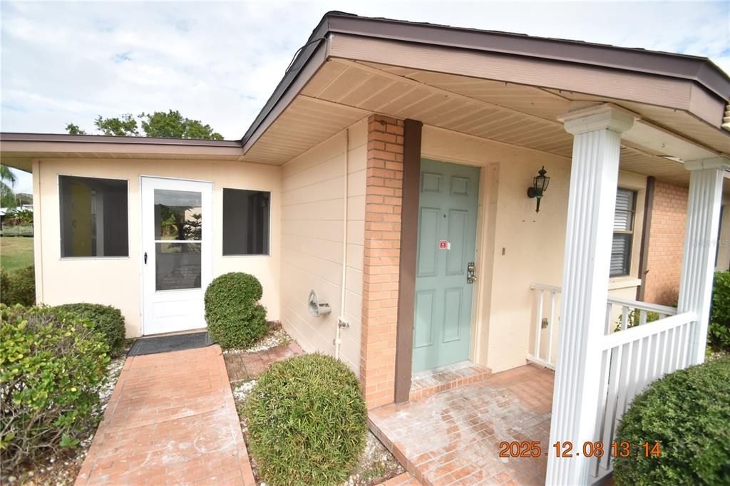 出租: $1,495 (1 贝兹, 1 浴室, 836 平方英尺)