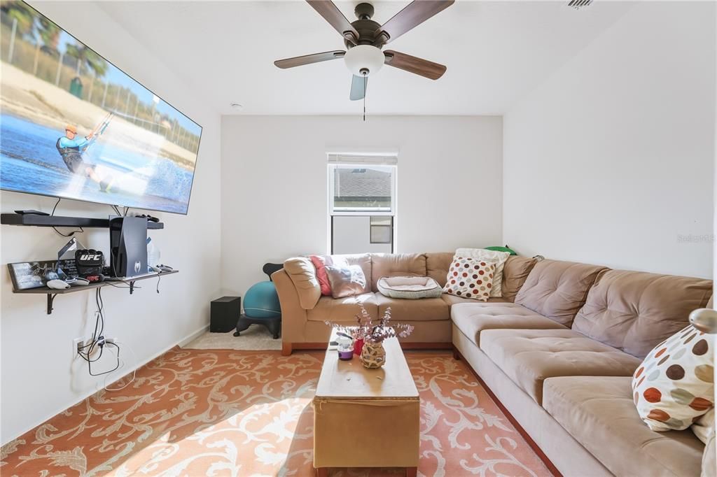 For Sale: $360,000 (4 beds, 2 baths, 1830 Square Feet)