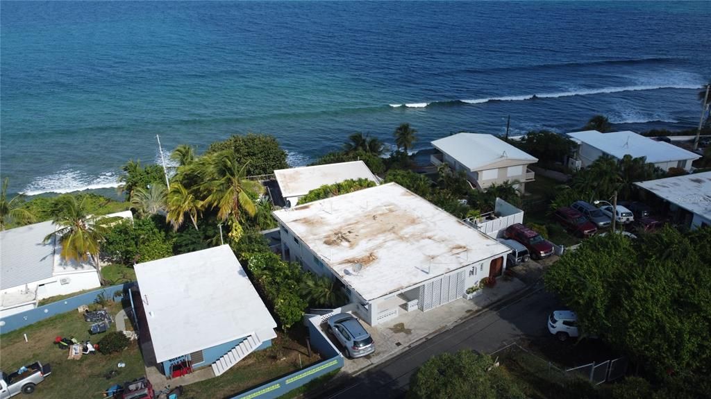 For Sale: $895,000 (5 beds, 4 baths, 3300 Square Feet)