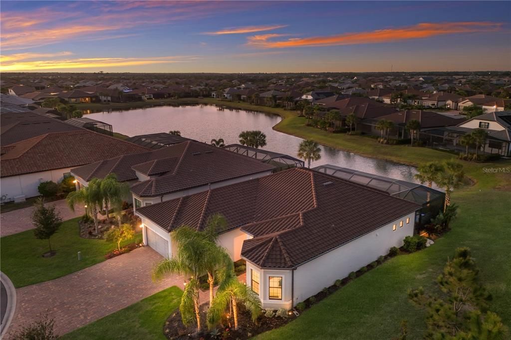 待售: $915,000 (3 贝兹, 3 浴室, 2518 平方英尺)