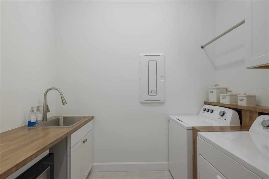 待售: $915,000 (3 贝兹, 3 浴室, 2518 平方英尺)