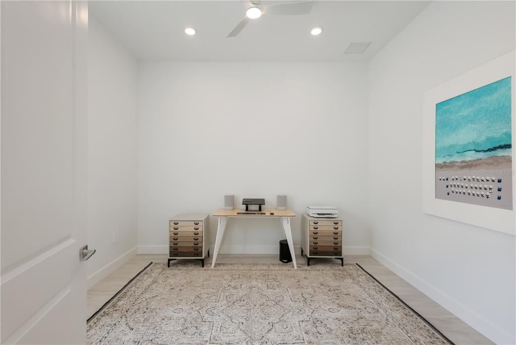 待售: $915,000 (3 贝兹, 3 浴室, 2518 平方英尺)