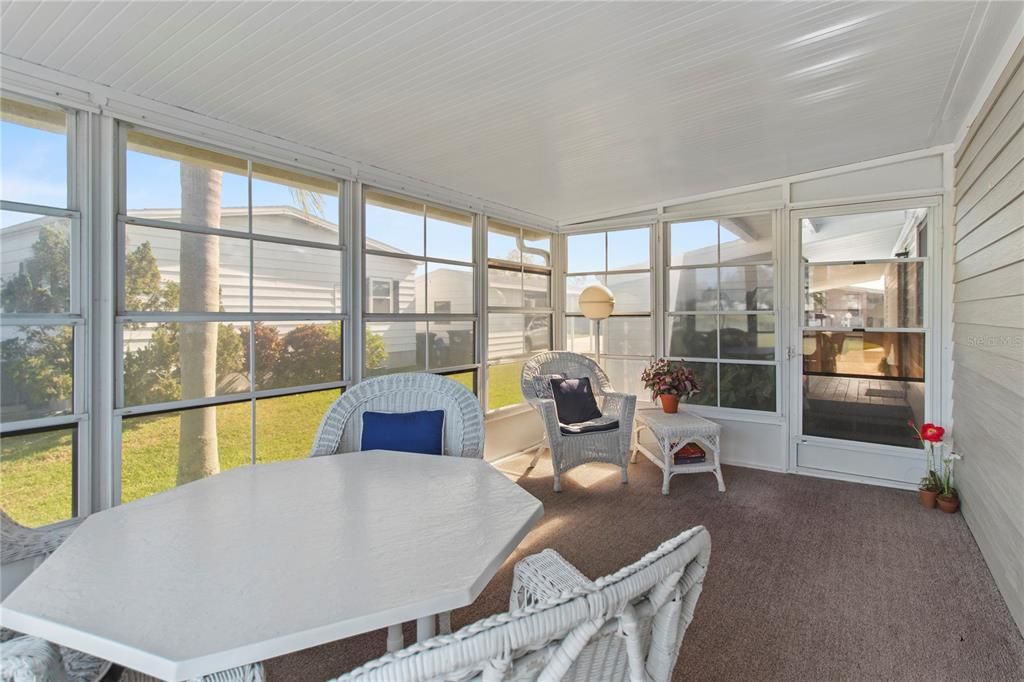 For Sale: $219,999 (2 beds, 2 baths, 1606 Square Feet)