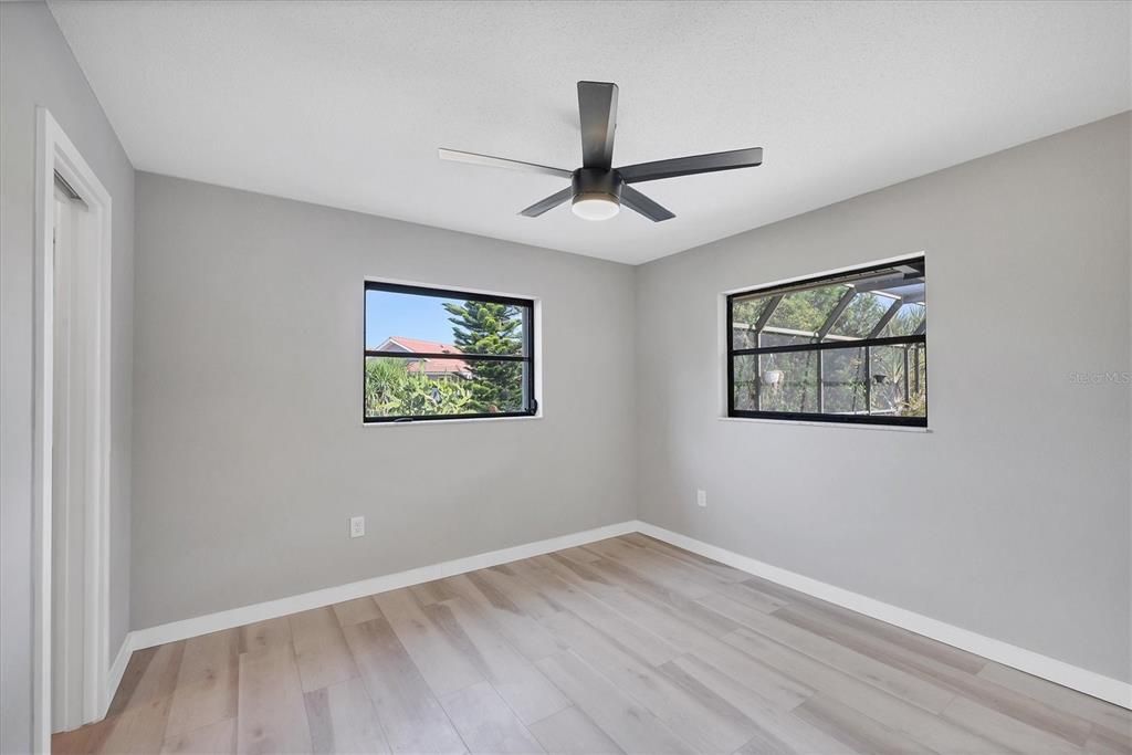 For Sale: $440,000 (3 beds, 2 baths, 1702 Square Feet)