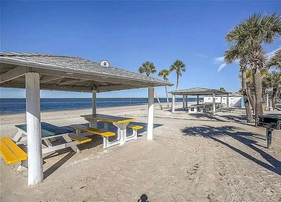 En Venta: $285,000 (2 camas, 1 baños, 1356 Pies cuadrados)