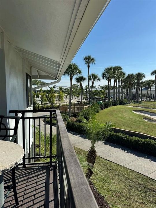 For Sale: $249,900 (3 beds, 3 baths, 1386 Square Feet)