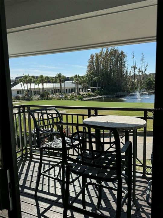 For Sale: $249,900 (3 beds, 3 baths, 1386 Square Feet)