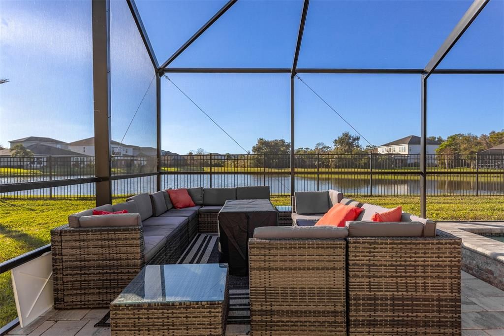 На продажу: $1,395,000 (5 спален, 4 ванн, 4490 Квадратных фут)