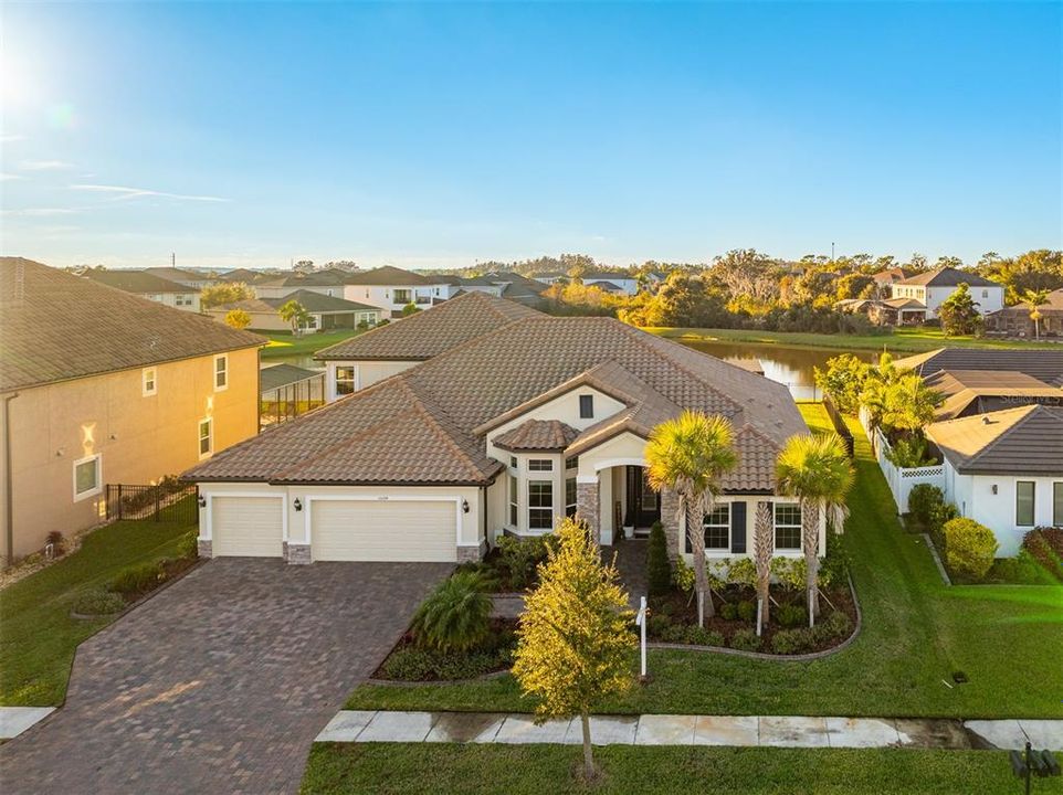 На продажу: $1,395,000 (5 спален, 4 ванн, 4490 Квадратных фут)