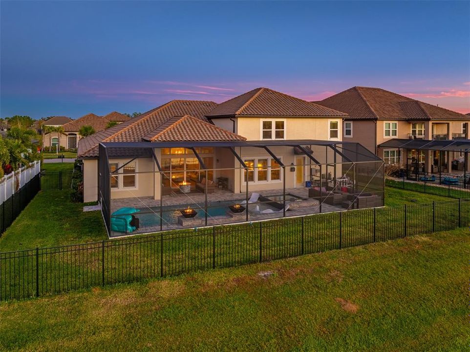 На продажу: $1,395,000 (5 спален, 4 ванн, 4490 Квадратных фут)