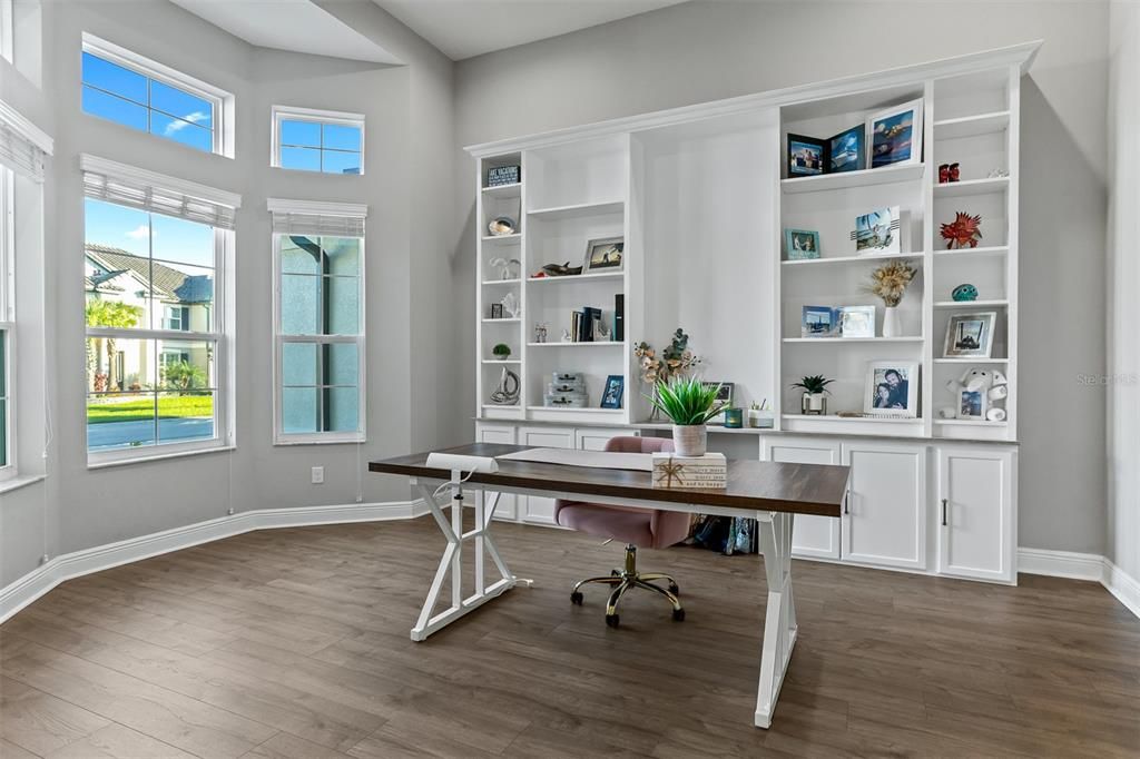 На продажу: $1,395,000 (5 спален, 4 ванн, 4490 Квадратных фут)