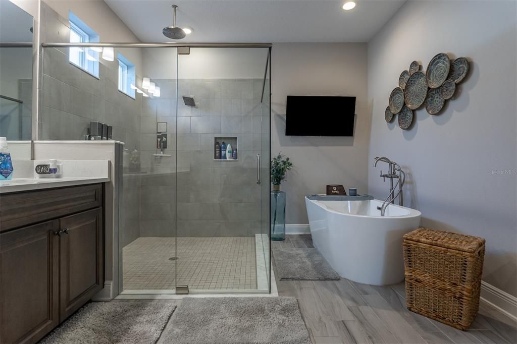 На продажу: $1,395,000 (5 спален, 4 ванн, 4490 Квадратных фут)