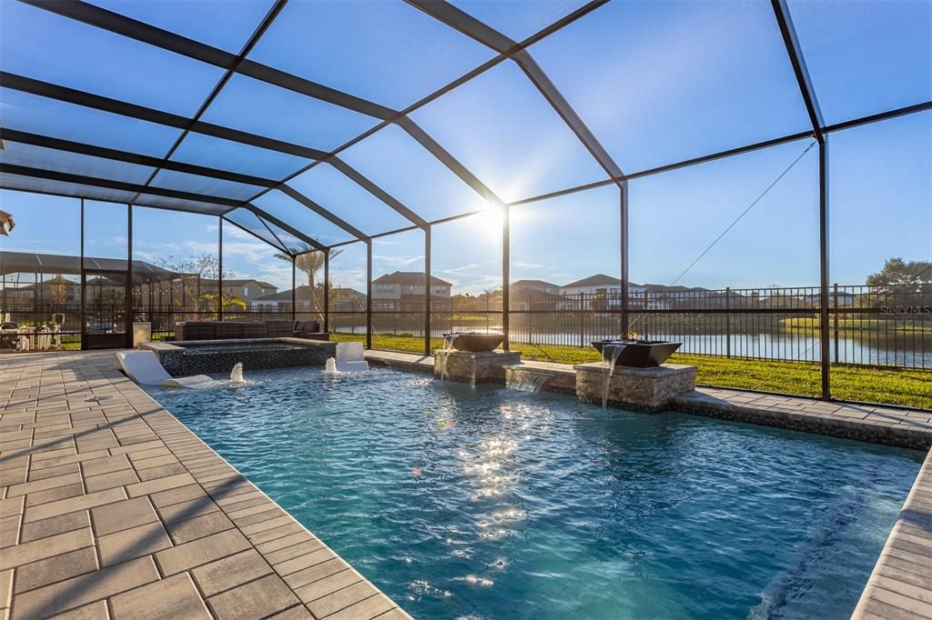 На продажу: $1,395,000 (5 спален, 4 ванн, 4490 Квадратных фут)