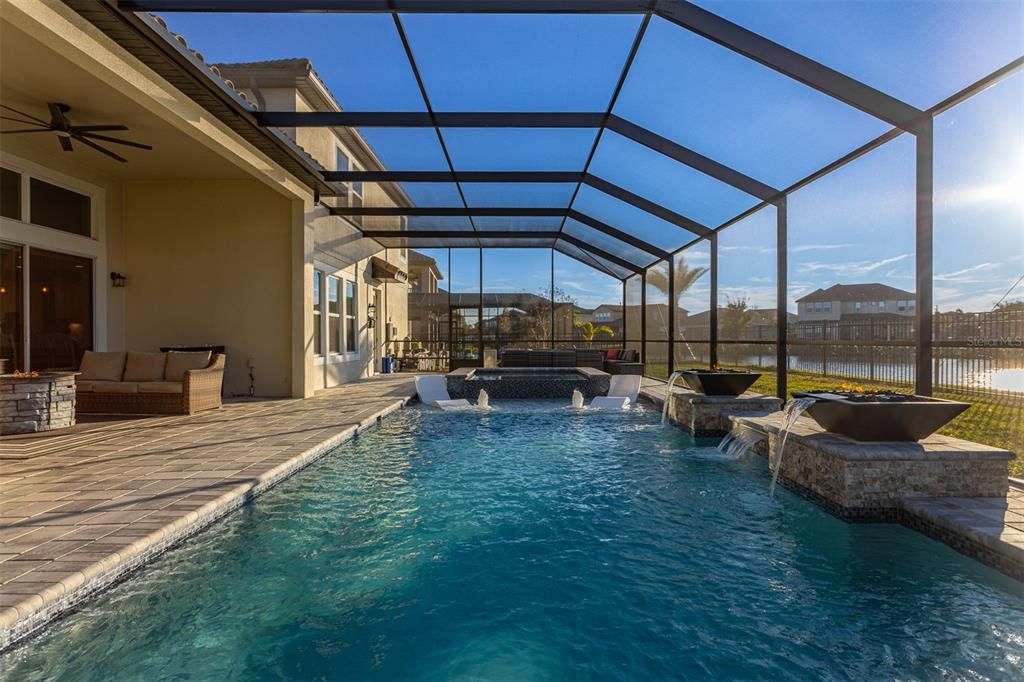 На продажу: $1,395,000 (5 спален, 4 ванн, 4490 Квадратных фут)